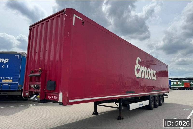 Krone SD / Disk brakes / Double stock - بصندوق مغلق نصف مقطورة: صور 1 Krone SD / Disk brakes / Double stock - بصندوق مغلق نصف مقطورة: صور 1