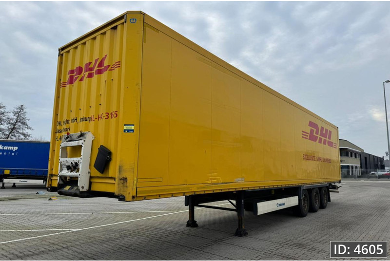 Krone SD / Disk brakes - بصندوق مغلق نصف مقطورة: صور 1 Krone SD / Disk brakes - بصندوق مغلق نصف مقطورة: صور 1