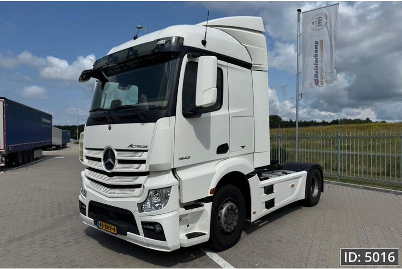 Mercedes-Benz Actros 1842 StreamSpace, Euro 6, / Streamspace / 9 Pieces - شاحنة جرار: صور 1 Mercedes-Benz Actros 1842 StreamSpace, Euro 6, / Streamspace / 9 Pieces - شاحنة جرار: صور 1