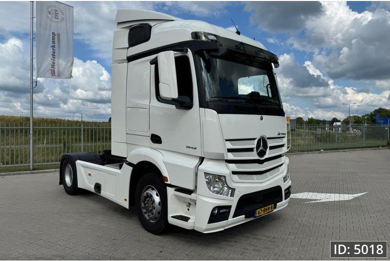Mercedes-Benz Actros 1842 StreamSpace, Euro 6, / Very clean condition / Streamspace / 9 Pieces - شاحنة جرار: صور 4 Mercedes-Benz Actros 1842 StreamSpace, Euro 6, / Very clean condition / Streamspace / 9 Pieces - شاحنة جرار: صور 4