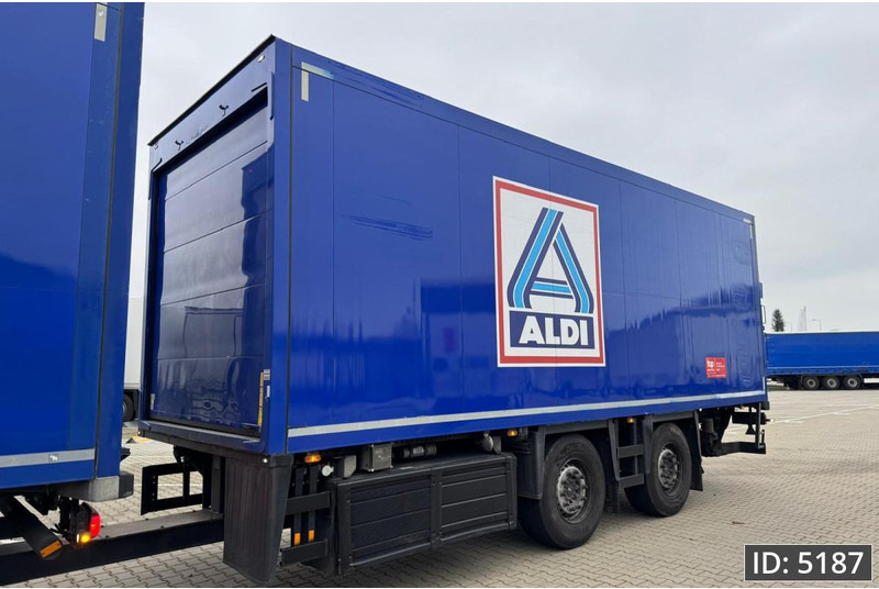 Mercedes-Benz Antos 2736 Day Cab, Euro 6, + Schmitz / Durchladbar / Carrier / 92m3 - مبردة شاحنة: صور 2 Mercedes-Benz Antos 2736 Day Cab, Euro 6, + Schmitz / Durchladbar / Carrier / 92m3 - مبردة شاحنة: صور 2