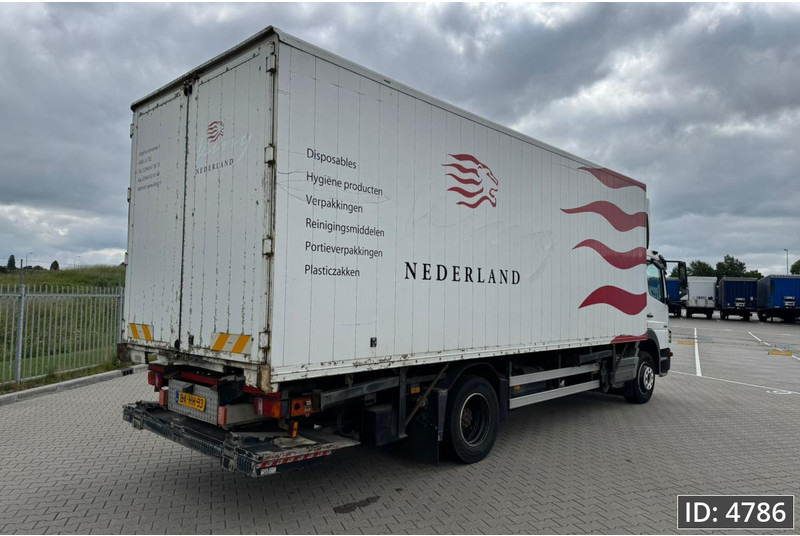 Mercedes-Benz Atego 1318 Day Cab, Euro 5, BDF / EPS automatic / DHOLLANDIA 2000KG - شاحنات الحاويات/ جسم علوي قابل للتغيير شاحنة: صور 3 Mercedes-Benz Atego 1318 Day Cab, Euro 5, BDF / EPS automatic / DHOLLANDIA 2000KG - شاحنات الحاويات/ جسم علوي قابل للتغيير شاحنة: صور 3