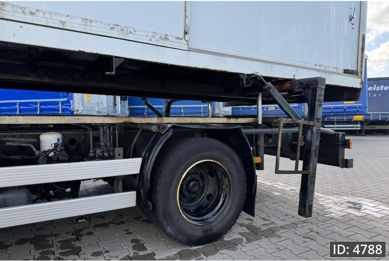 Mercedes-Benz Atego 816 Day Cab, Euro 5, BDF / EPS automatic / standklima / Hydraulic system - شاحنات الحاويات/ جسم علوي قابل للتغيير شاحنة: صور 5 Mercedes-Benz Atego 816 Day Cab, Euro 5, BDF / EPS automatic / standklima / Hydraulic system - شاحنات الحاويات/ جسم علوي قابل للتغيير شاحنة: صور 5