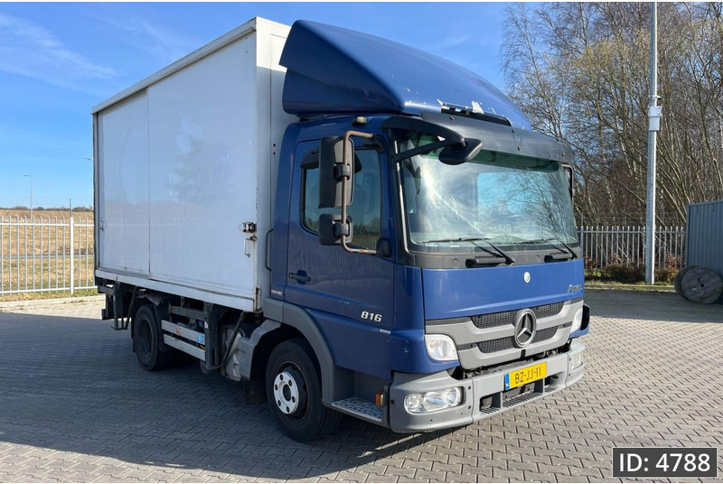 Mercedes-Benz Atego 816 Day Cab, Euro 5, BDF / EPS automatic / standklima / Hydraulic system - شاحنات الحاويات/ جسم علوي قابل للتغيير شاحنة: صور 4 Mercedes-Benz Atego 816 Day Cab, Euro 5, BDF / EPS automatic / standklima / Hydraulic system - شاحنات الحاويات/ جسم علوي قابل للتغيير شاحنة: صور 4