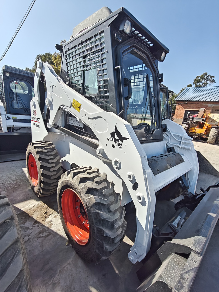 BOBCAT S18 Skid Steer Loader Click for Disconunt - شيول صغير: صور 2 BOBCAT S18 Skid Steer Loader Click for Disconunt - شيول صغير: صور 2