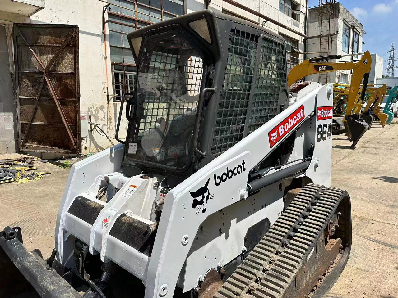 BOBCAT Skid Steer Loader - شيول صغير: صور 4 BOBCAT Skid Steer Loader - شيول صغير: صور 4