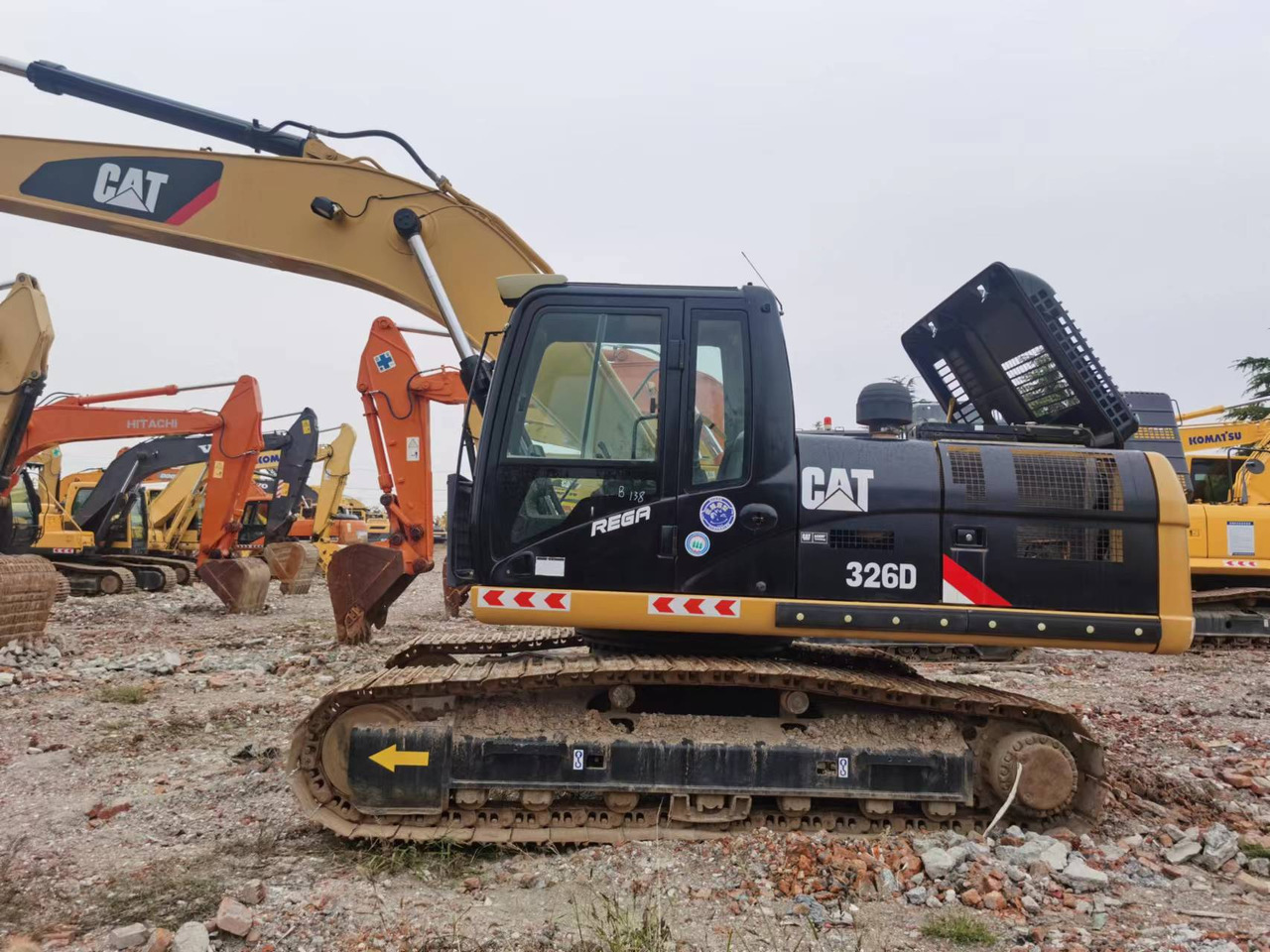 CATERPILLAR 326D - حفارات زحافة: صور 2 CATERPILLAR 326D - حفارات زحافة: صور 2