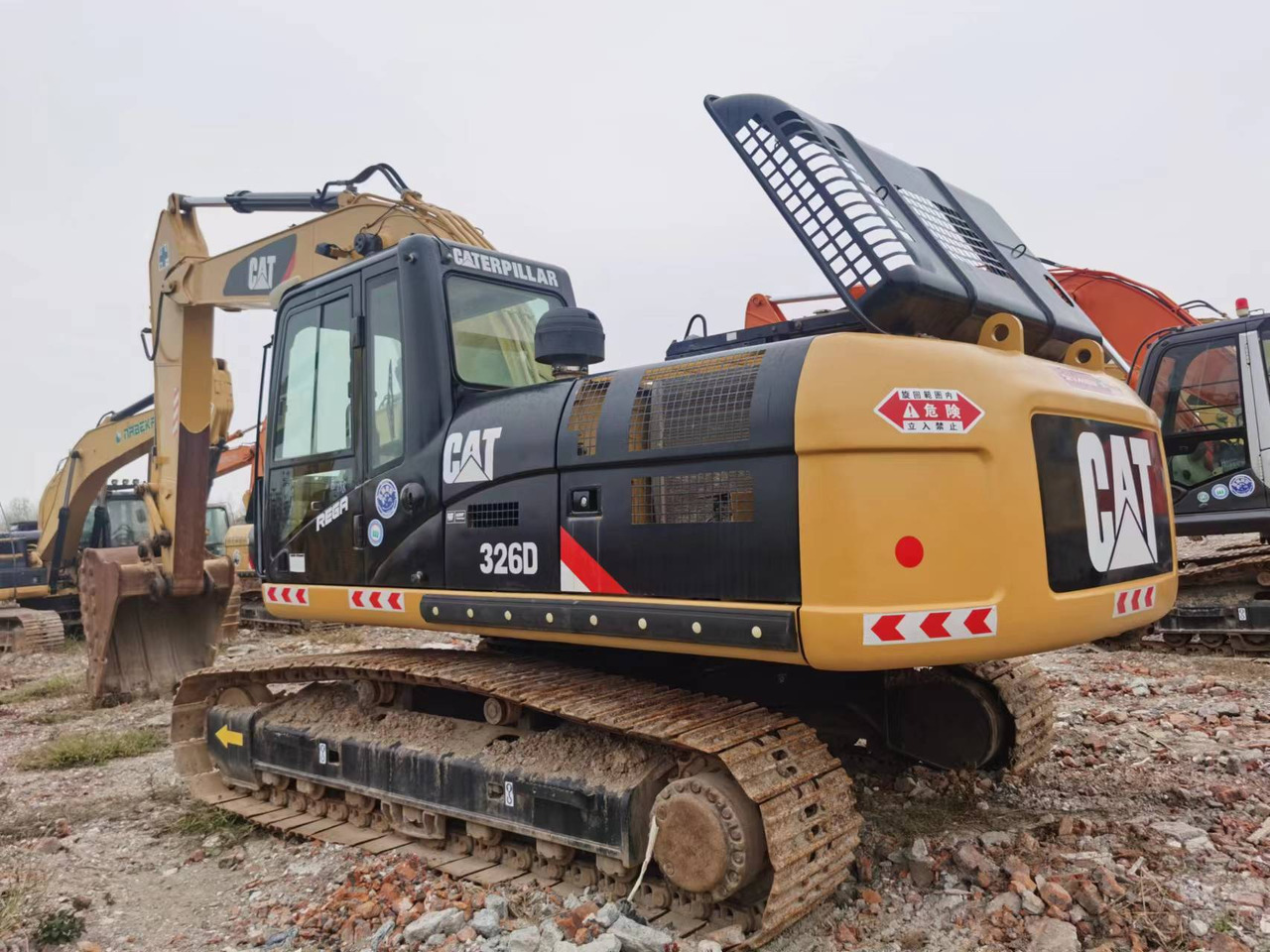 CATERPILLAR 326D - حفارات زحافة: صور 4 CATERPILLAR 326D - حفارات زحافة: صور 4