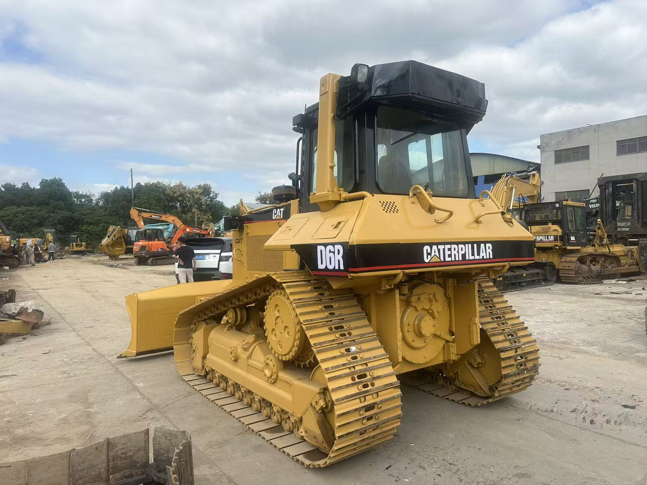 CATERPILLAR D6R Bulldozer Click forDiscount - بلدوزر: صور 4 CATERPILLAR D6R Bulldozer Click forDiscount - بلدوزر: صور 4