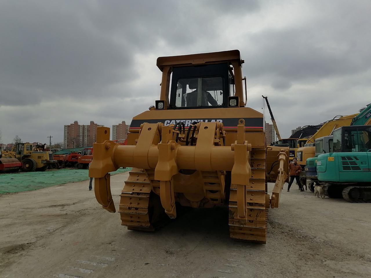 CATERPILLAR D8R Bulldozer Click for Discount - بلدوزر: صور 4 CATERPILLAR D8R Bulldozer Click for Discount - بلدوزر: صور 4