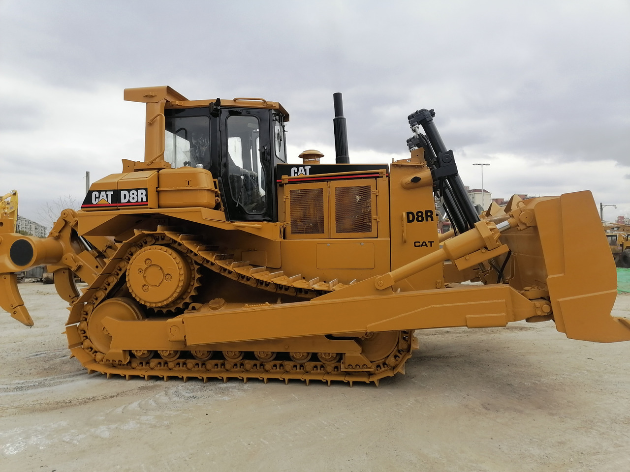 CATERPILLAR D8R Bulldozer Click for Discount - بلدوزر: صور 5 CATERPILLAR D8R Bulldozer Click for Discount - بلدوزر: صور 5