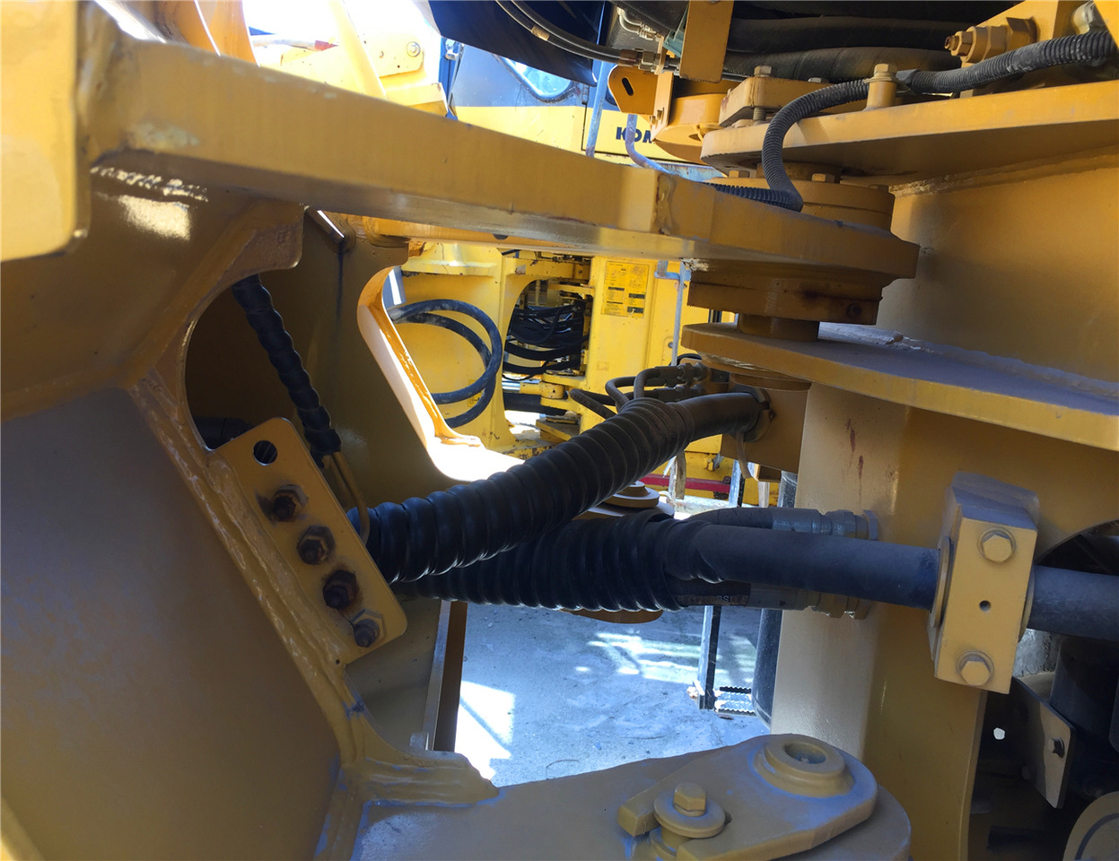 CATERPILLAR Wheel Loader 966H Click Here for Discount - اللودر بعجل: صور 5 CATERPILLAR Wheel Loader 966H Click Here for Discount - اللودر بعجل: صور 5