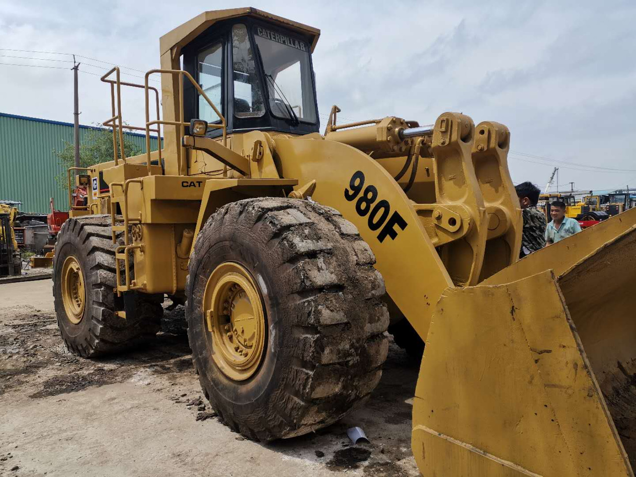 CATERPILLAR Wheel Loader CAT 980F - اللودر بعجل: صور 1 CATERPILLAR Wheel Loader CAT 980F - اللودر بعجل: صور 1