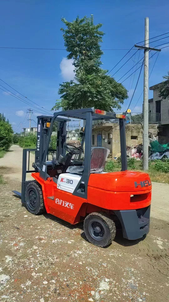 HELI K35 Forklift Click Here for Discount - رافعة شوكية ديزل: صور 3 HELI K35 Forklift Click Here for Discount - رافعة شوكية ديزل: صور 3