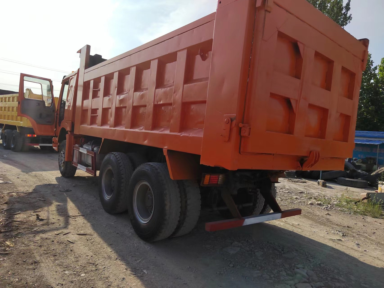 HOWO 371 Dump Truck 6*4 CLick here for Discount - قلابات: صور 5 HOWO 371 Dump Truck 6*4 CLick here for Discount - قلابات: صور 5