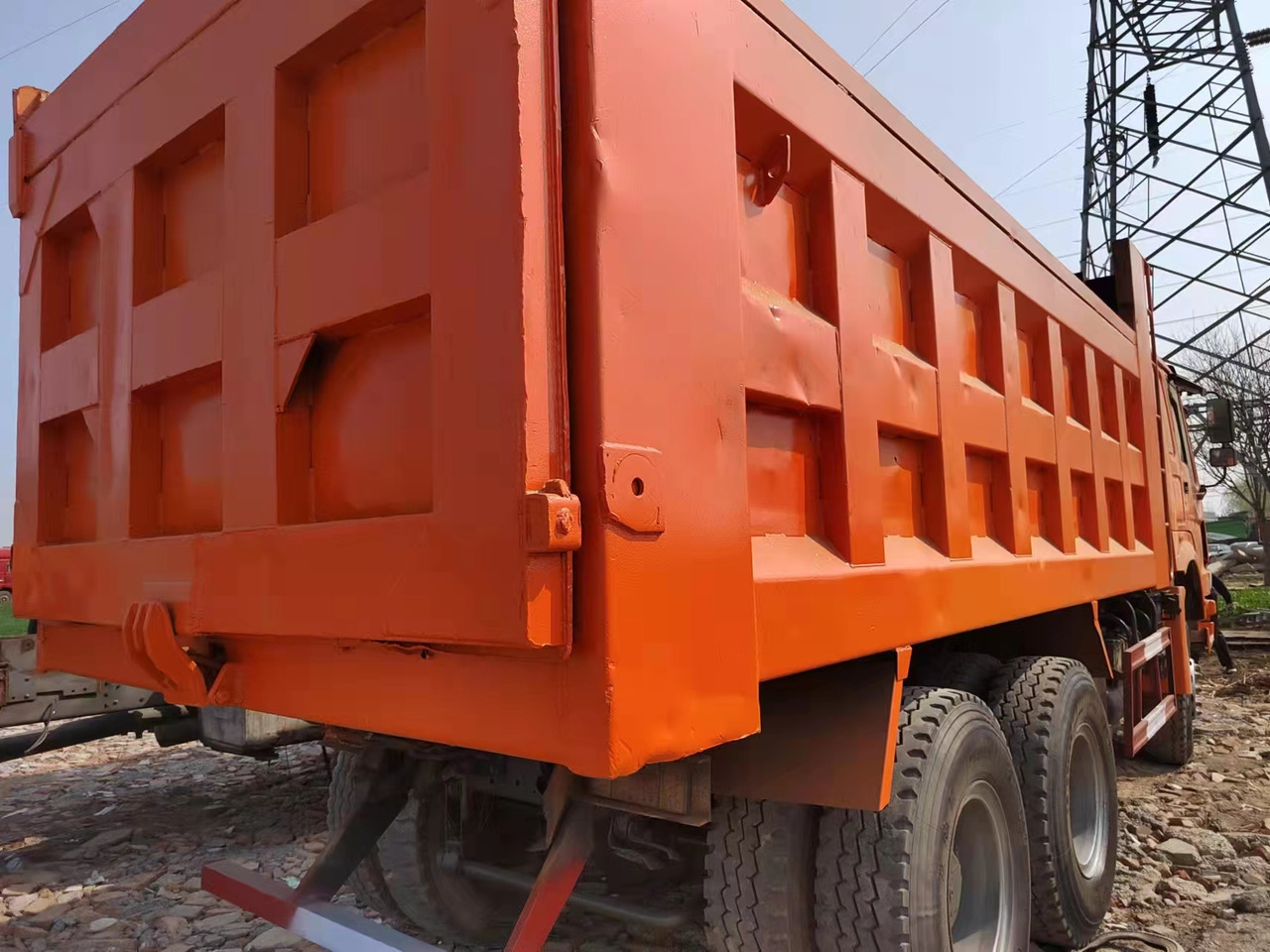 HOWO Dump Truck 6*4 371 Click Here for Discount - قلابات: صور 2 HOWO Dump Truck 6*4 371 Click Here for Discount - قلابات: صور 2