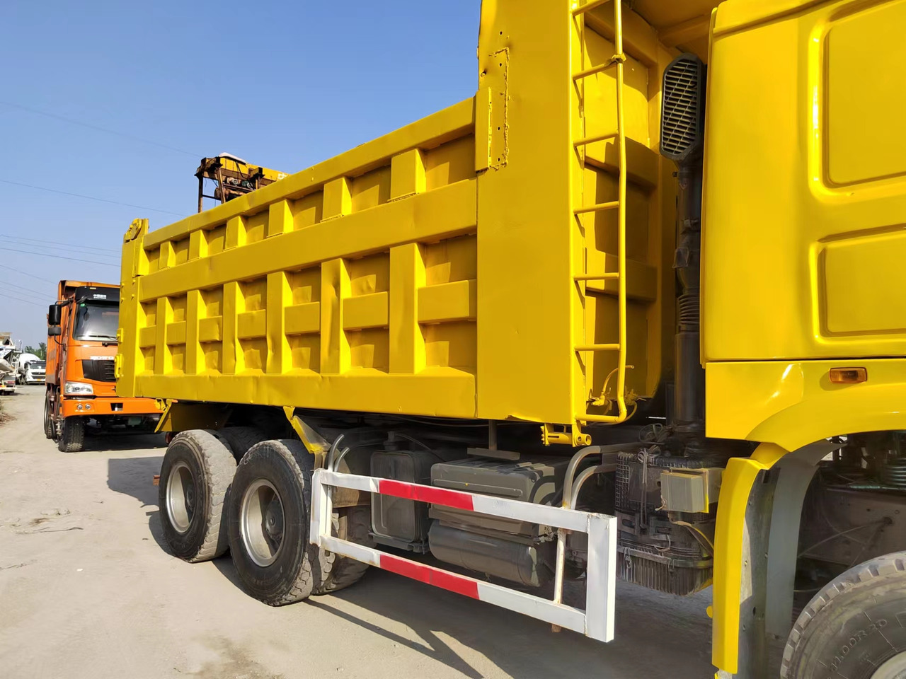 HOWO Dump truck 371 6/4 Click Here for Discount - قلابات: صور 5 HOWO Dump truck 371 6/4 Click Here for Discount - قلابات: صور 5