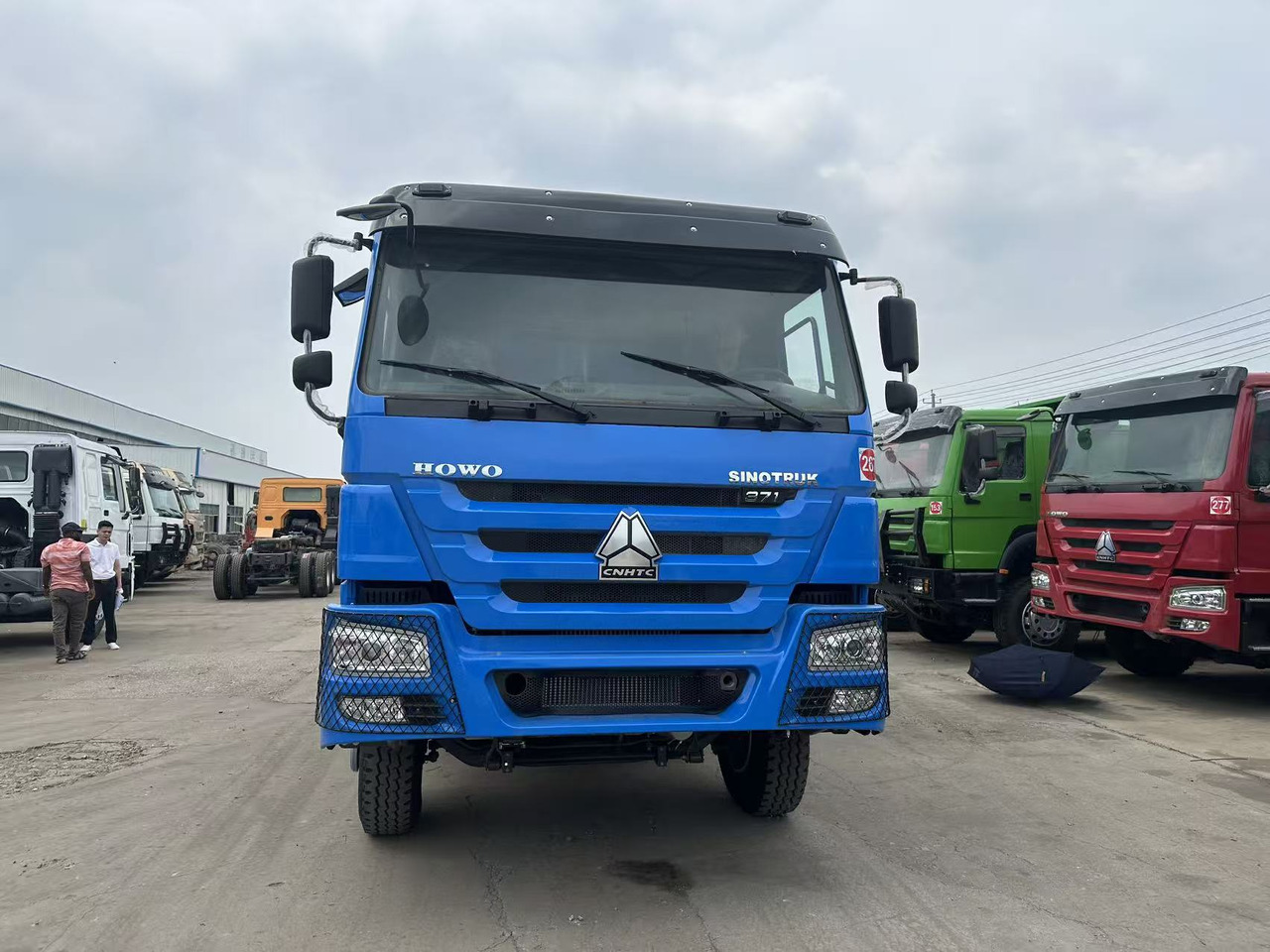 HOWO Haohan 6✖4 Dump Truck Click Here for Discount - بصندوق مغلق شاحنة: صور 1 HOWO Haohan 6✖4 Dump Truck Click Here for Discount - بصندوق مغلق شاحنة: صور 1