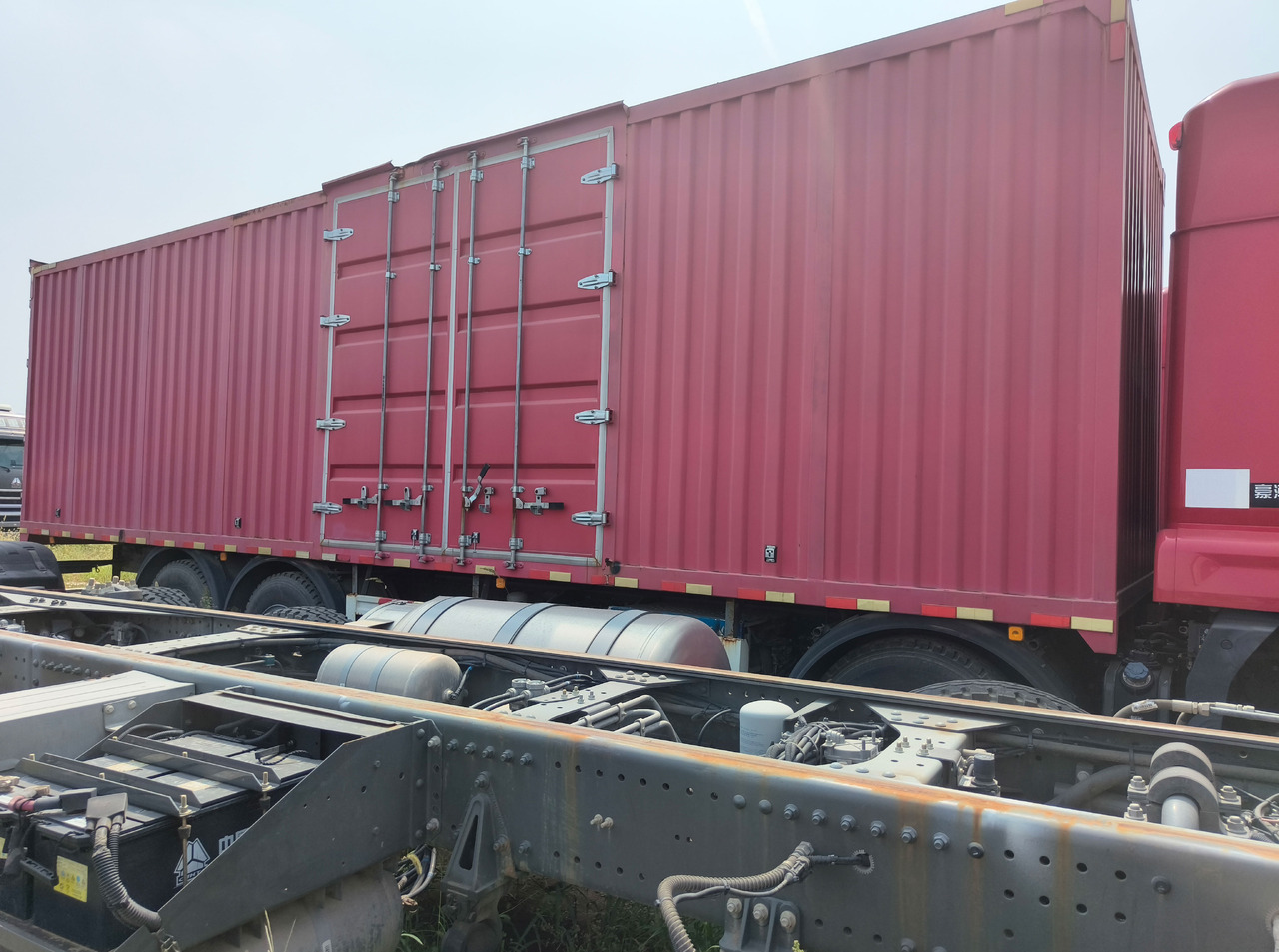 HOWO Haohan N7 Box Truck Click Here for Discount - بصندوق مغلق شاحنة: صور 5 HOWO Haohan N7 Box Truck Click Here for Discount - بصندوق مغلق شاحنة: صور 5