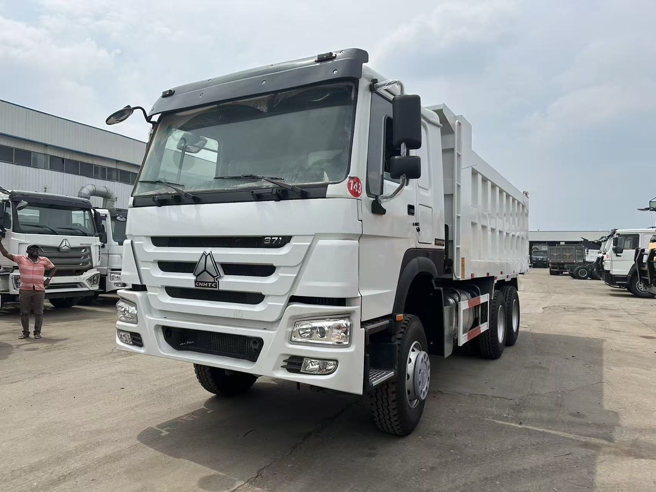 HOWO Howo Dump truck 6✖4 White - قلابات: صور 1 HOWO Howo Dump truck 6✖4 White - قلابات: صور 1