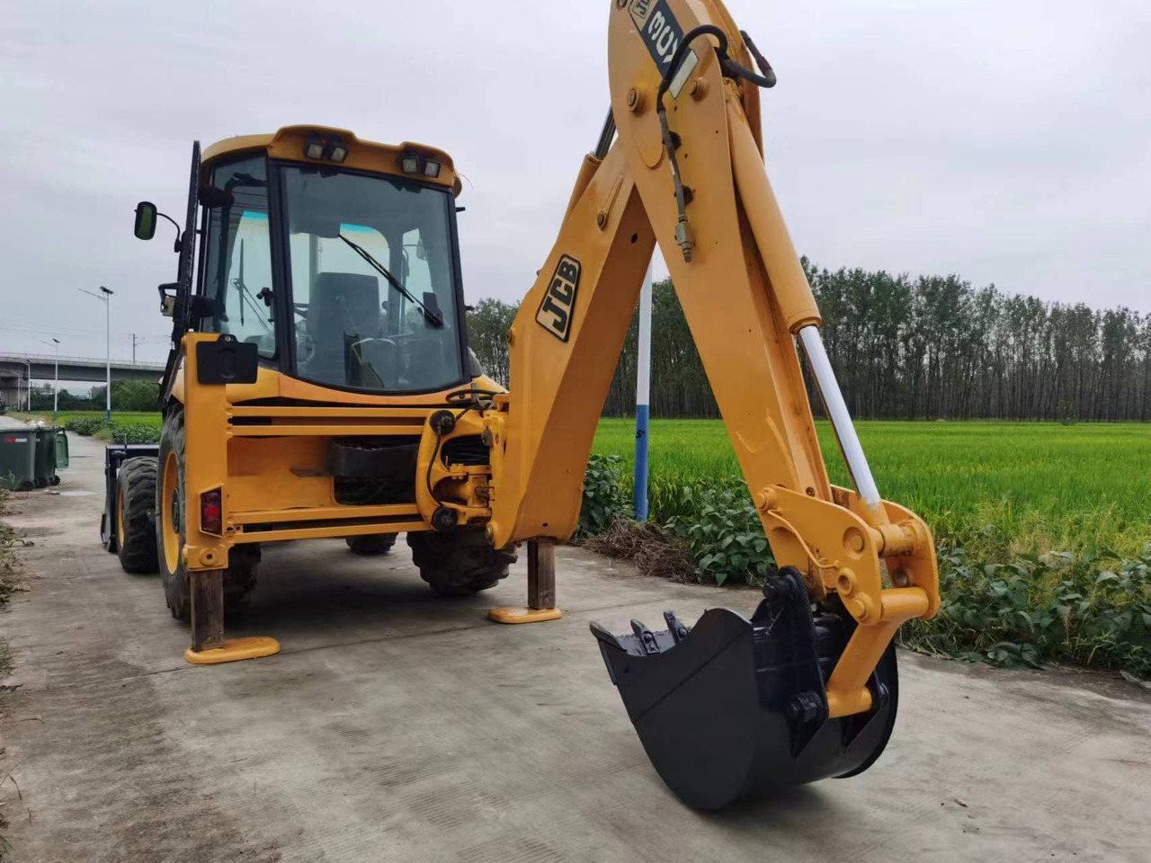 JCB Backhoe Loader 3CX Click Here for Discount - حفار متعدد الاستخدام: صور 5 JCB Backhoe Loader 3CX Click Here for Discount - حفار متعدد الاستخدام: صور 5