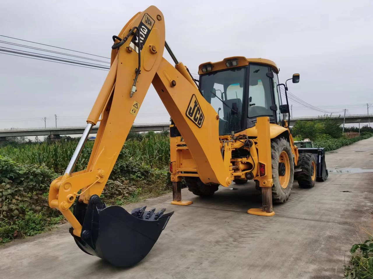 JCB Backhoe Loader 3CX Click Here for Discount - حفار متعدد الاستخدام: صور 4 JCB Backhoe Loader 3CX Click Here for Discount - حفار متعدد الاستخدام: صور 4