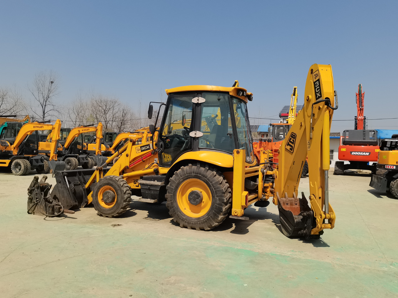 JCB Backhoe Loader 3CX Click Here for Discount - حفار متعدد الاستخدام: صور 2 JCB Backhoe Loader 3CX Click Here for Discount - حفار متعدد الاستخدام: صور 2
