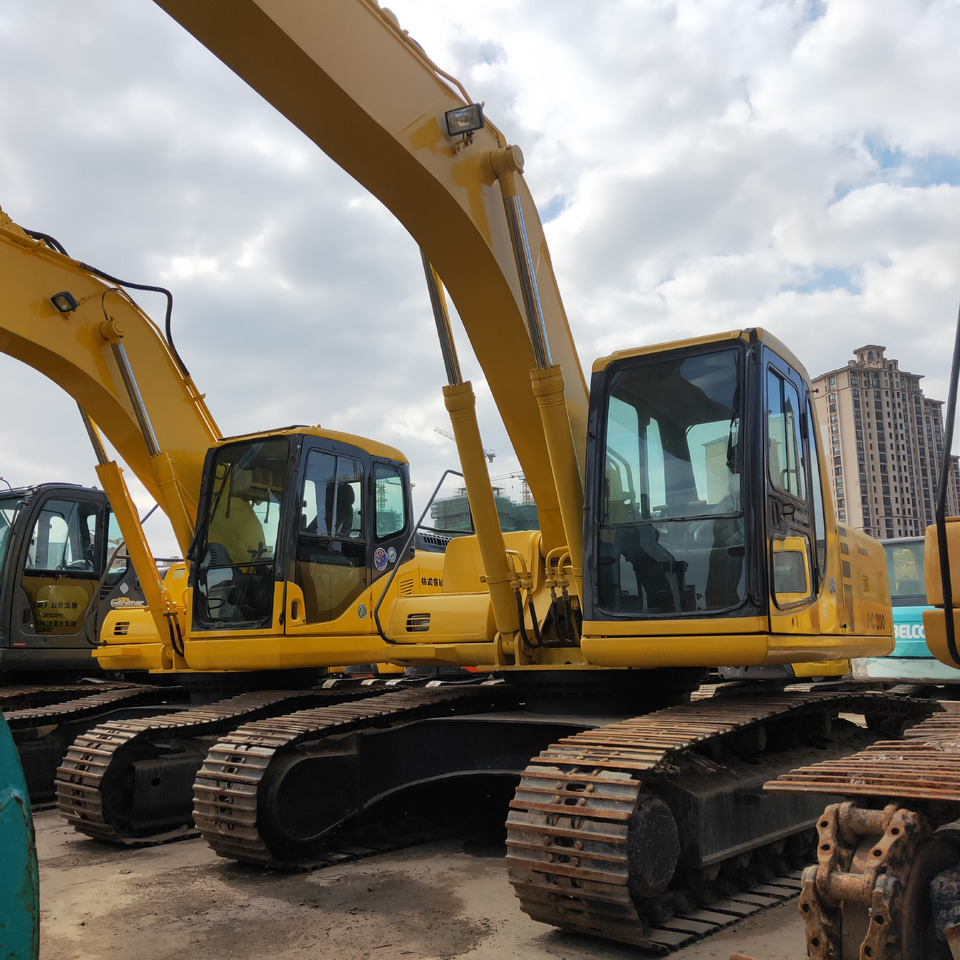 KOMATSU PC200-6 - حفارات زحافة: صور 3 KOMATSU PC200-6 - حفارات زحافة: صور 3