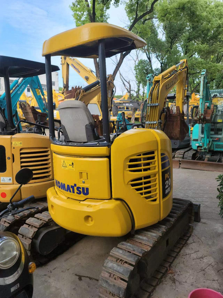 KOMATSU PC20 - حفارات زحافة: صور 3 KOMATSU PC20 - حفارات زحافة: صور 3