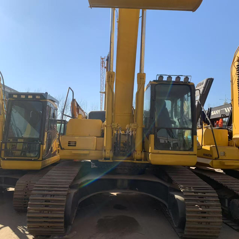 KOMATSU PC300-7 - حفارات زحافة: صور 1 KOMATSU PC300-7 - حفارات زحافة: صور 1