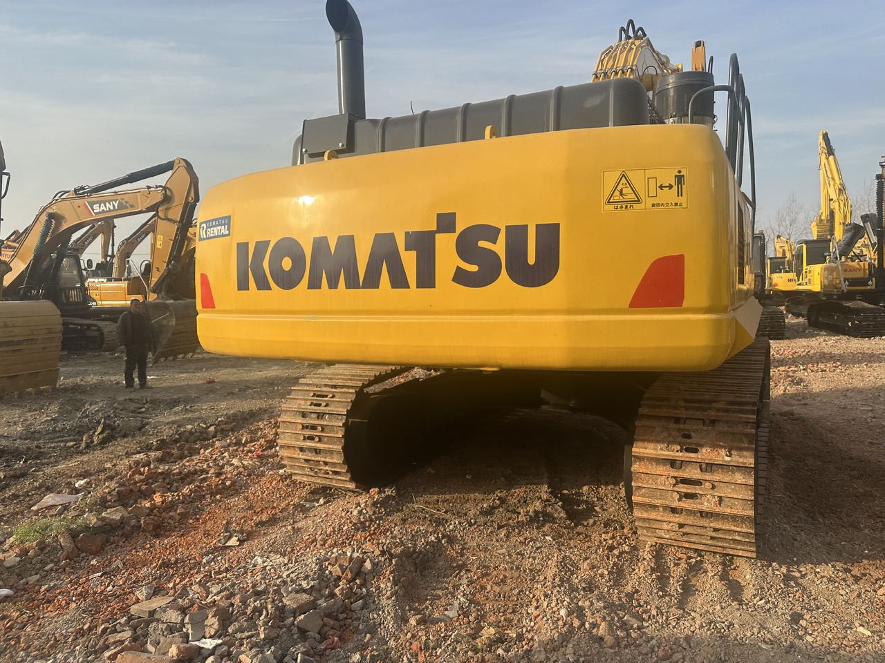KOMATSU PC350 - حفارات زحافة: صور 1 KOMATSU PC350 - حفارات زحافة: صور 1