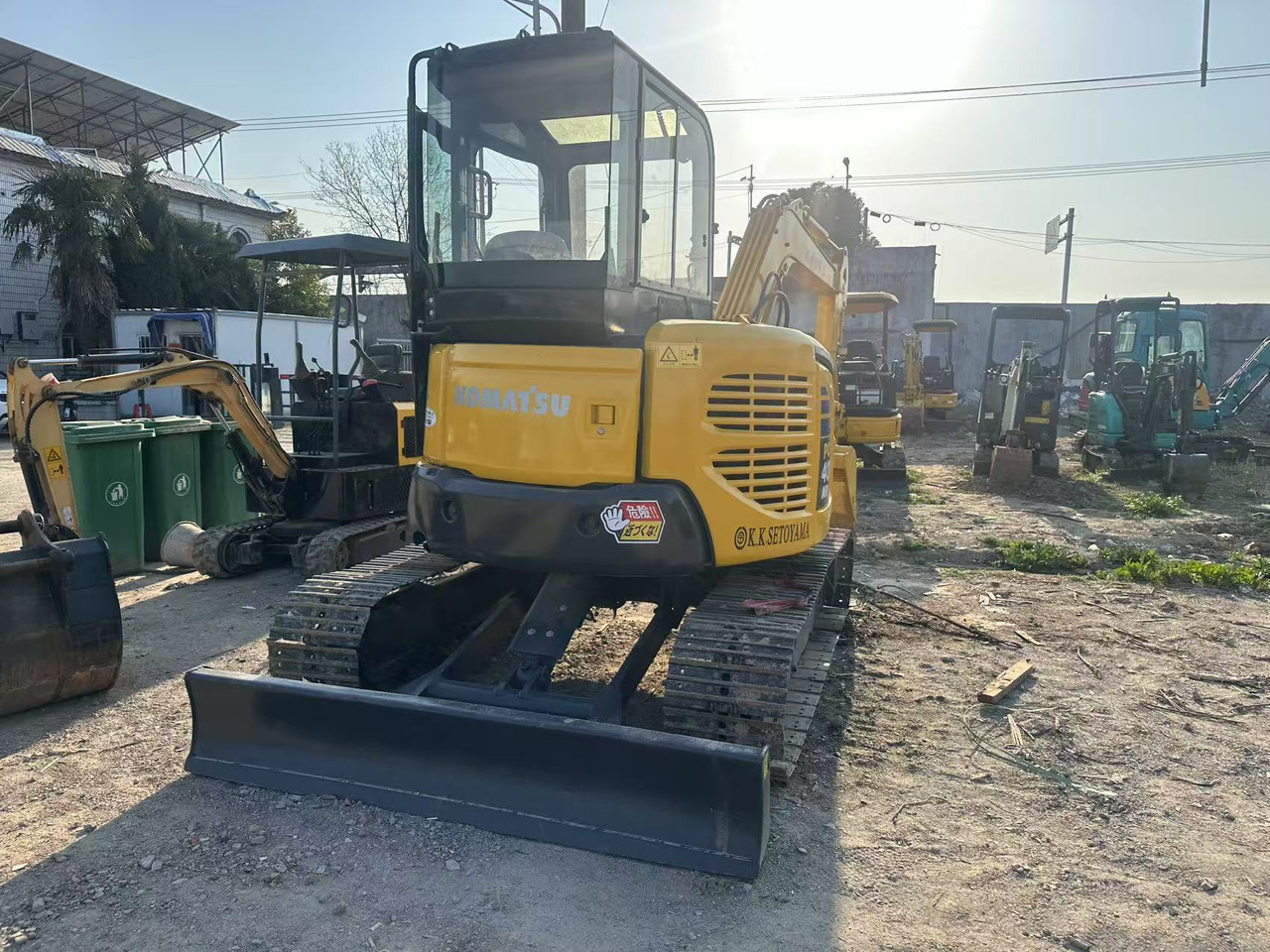 KOMATSU PC40MR - حفارات زحافة: صور 3 KOMATSU PC40MR - حفارات زحافة: صور 3