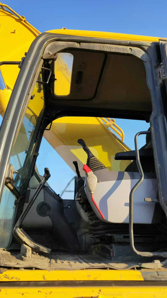 KOMATSU PC500 - حفارات زحافة: صور 5 KOMATSU PC500 - حفارات زحافة: صور 5