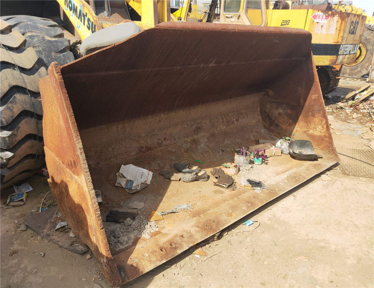 KOMATSU Wheel Loader WA380-6 Click Here for Discount - اللودر بعجل: صور 4 KOMATSU Wheel Loader WA380-6 Click Here for Discount - اللودر بعجل: صور 4