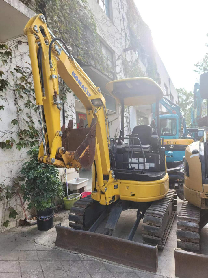 Komatsu PC20 - حفارات زحافة: صور 5 Komatsu PC20 - حفارات زحافة: صور 5