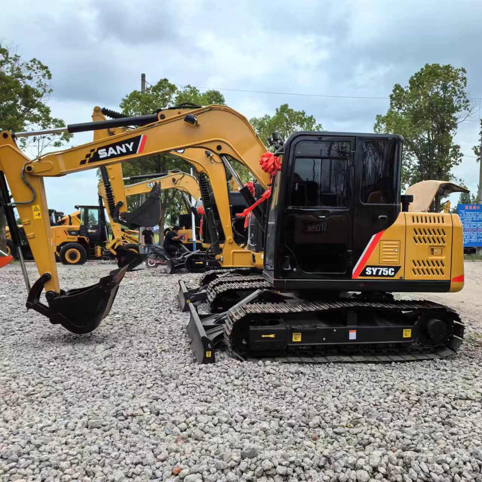 SANY SY75 Mini Excavator Click for Discount - حفارة: صور 3 SANY SY75 Mini Excavator Click for Discount - حفارة: صور 3