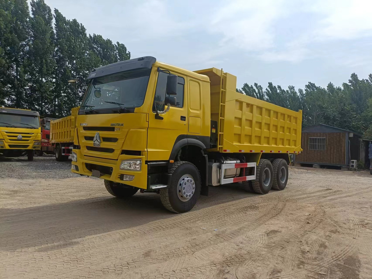 SINOTRUK HOWO 371 6X4 CLICK HERE FOR DISCOUNT - قلابات: صور 3 SINOTRUK HOWO 371 6X4 CLICK HERE FOR DISCOUNT - قلابات: صور 3