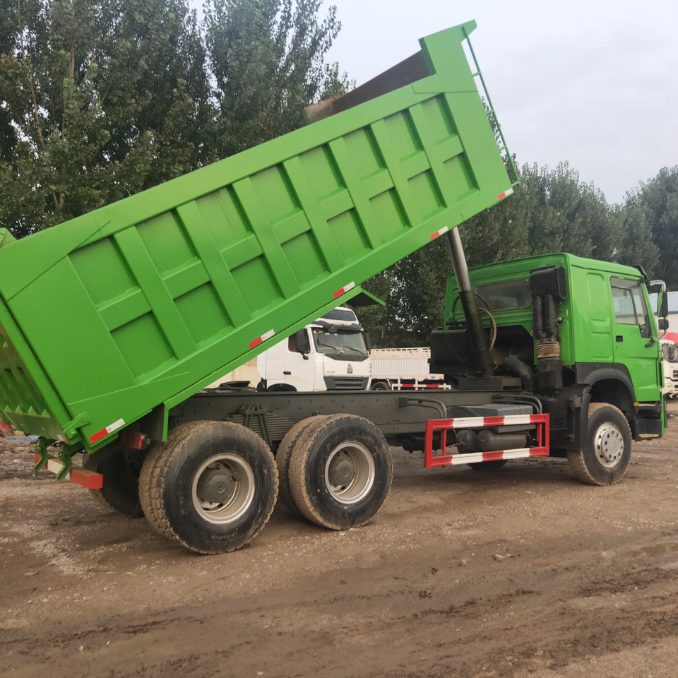 SINOTRUK HOWO 371 6X4 CLICK HERE FOR DISCOUNT - قلابات: صور 4 SINOTRUK HOWO 371 6X4 CLICK HERE FOR DISCOUNT - قلابات: صور 4