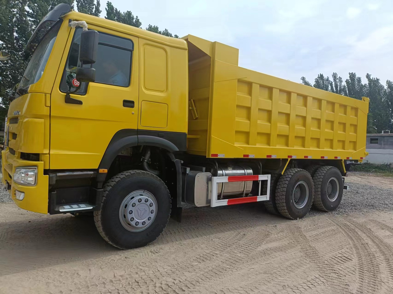 SINOTRUK HOWO 371 6X4 CLICK HERE FOR DISCOUNT - قلابات: صور 1 SINOTRUK HOWO 371 6X4 CLICK HERE FOR DISCOUNT - قلابات: صور 1
