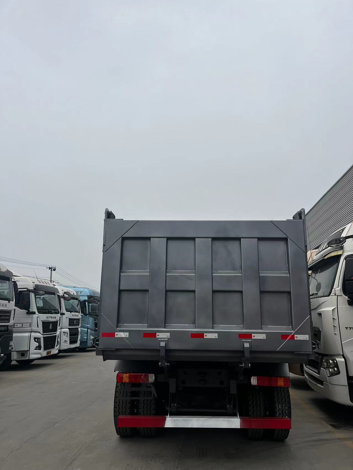 SINOTRUK HOWO 380HP Dump Truck 6x4 Click for Discount - قلابات: صور 5 SINOTRUK HOWO 380HP Dump Truck 6x4 Click for Discount - قلابات: صور 5