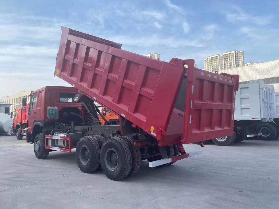 SINOTRUK Howo 371 6X4 click here for DISCOUNT - قلابات: صور 2 SINOTRUK Howo 371 6X4 click here for DISCOUNT - قلابات: صور 2