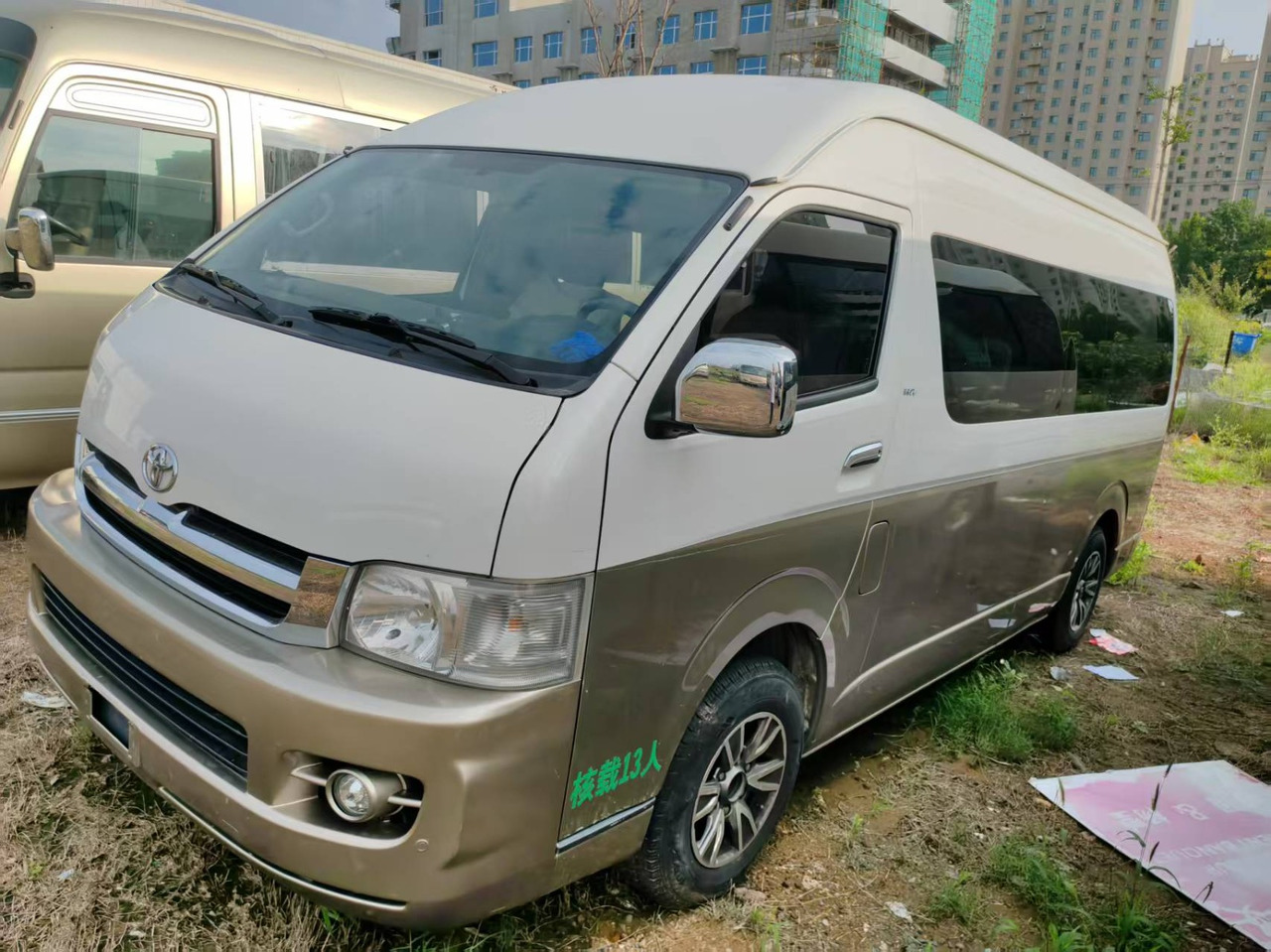 Toyota Hiace Mini Bus Click for Discount - صغيرة, ميكروباص: صور 1 Toyota Hiace Mini Bus Click for Discount - صغيرة, ميكروباص: صور 1