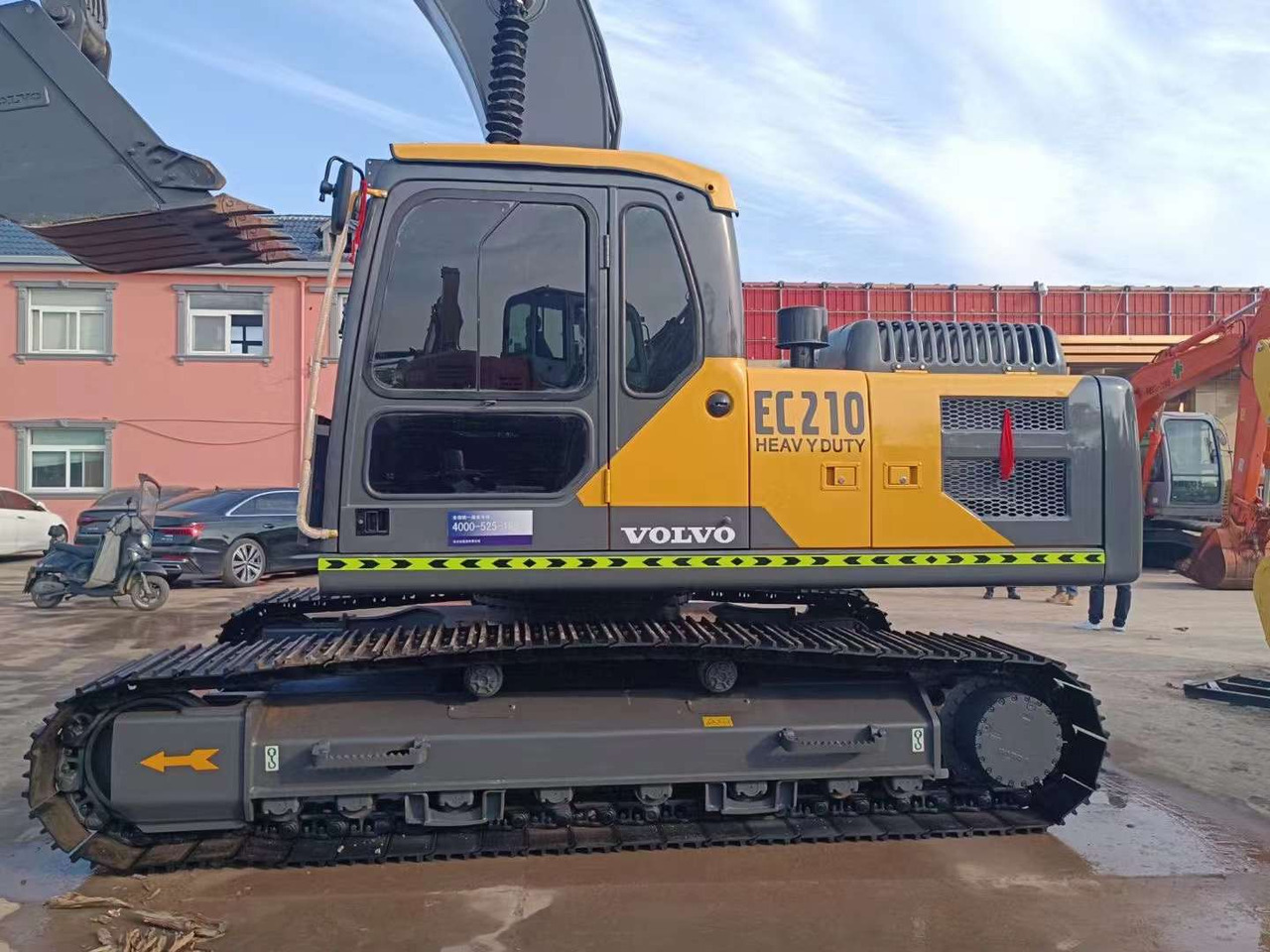 VOLVO EC210 Excavator Click for Discount - حفارة: صور 4 VOLVO EC210 Excavator Click for Discount - حفارة: صور 4