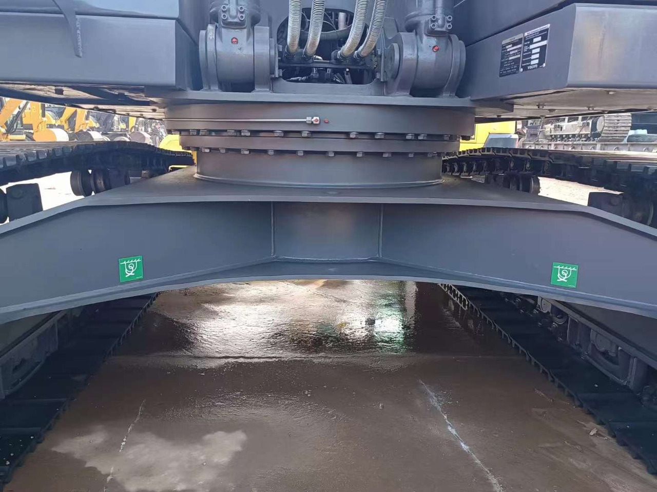 VOLVO EC210 Excavator Click for Discount - حفارة: صور 5 VOLVO EC210 Excavator Click for Discount - حفارة: صور 5