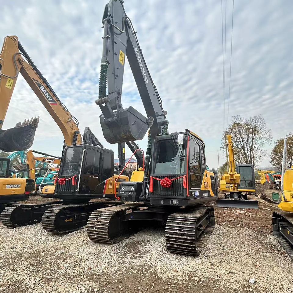VOLVO Excavator EC140 Click for Discount - حفارة: صور 1 VOLVO Excavator EC140 Click for Discount - حفارة: صور 1
