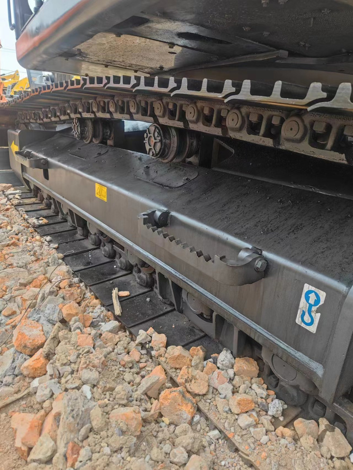 VOLVO Excavator EC210 Click Here for Discount - حفارة: صور 4 VOLVO Excavator EC210 Click Here for Discount - حفارة: صور 4