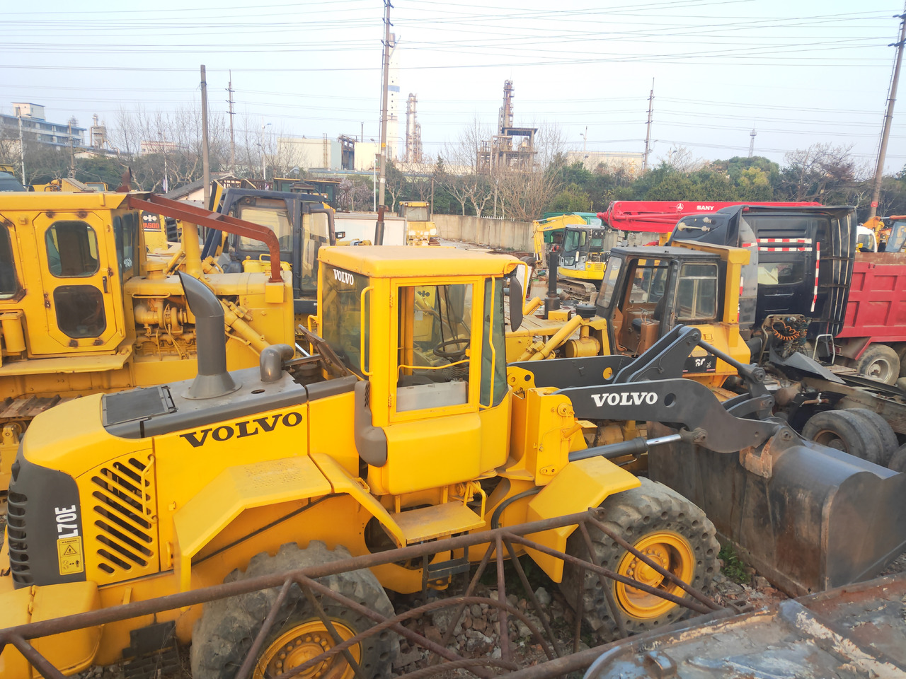 Volvo Wheel Loader Volvo L70E Click Here for Discount - اللودر بعجل: صور 2 Volvo Wheel Loader Volvo L70E Click Here for Discount - اللودر بعجل: صور 2