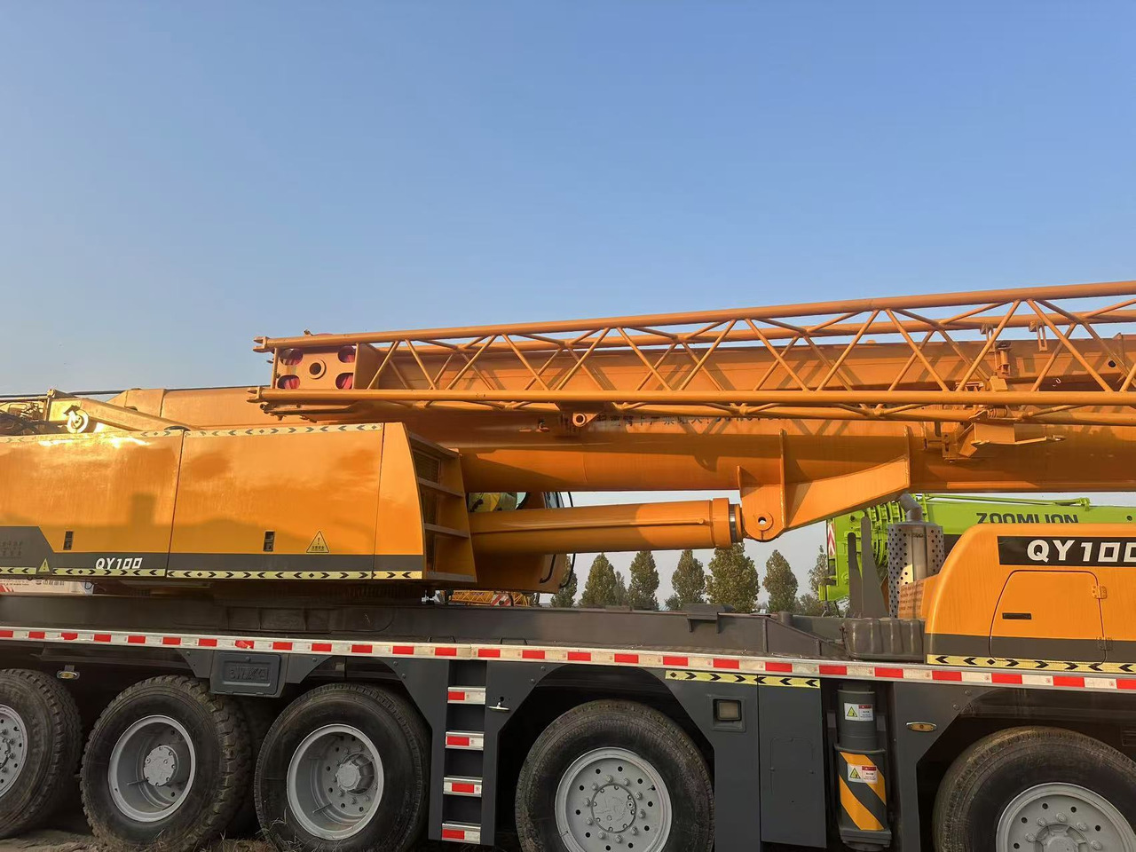 الرافعة XCMG Crane QY100: صور 9 الرافعة XCMG Crane QY100: صور 9