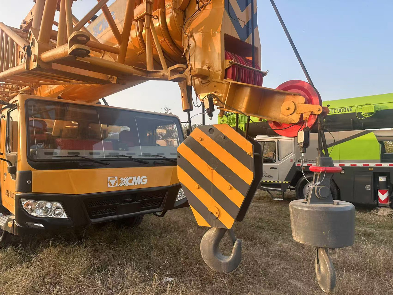 الرافعة XCMG Crane QY100: صور 10 الرافعة XCMG Crane QY100: صور 10