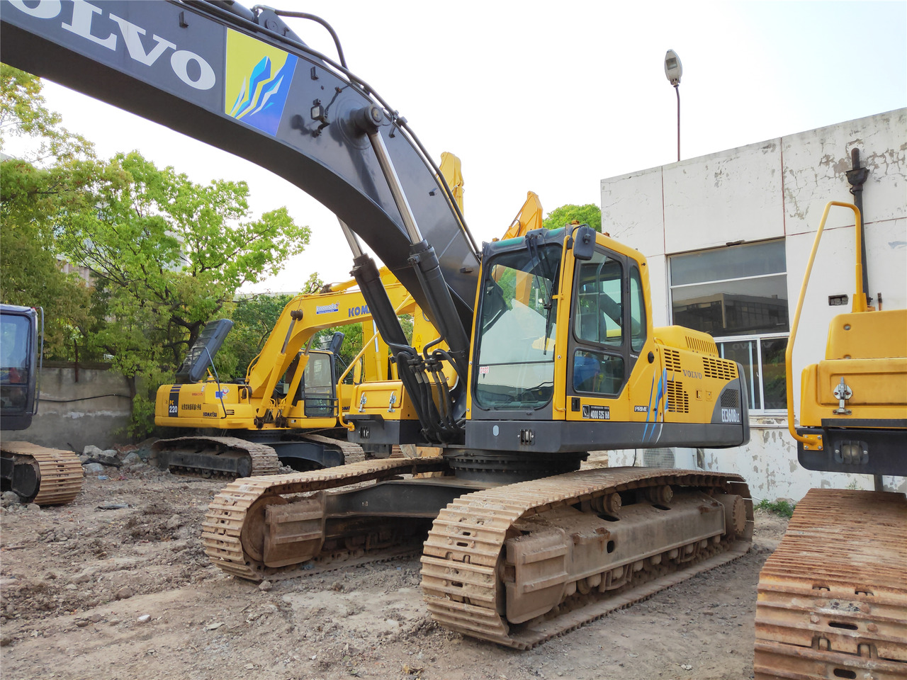 Volvo Excavator EC360B Click Here for Discount - حفارة: صور 3 Volvo Excavator EC360B Click Here for Discount - حفارة: صور 3